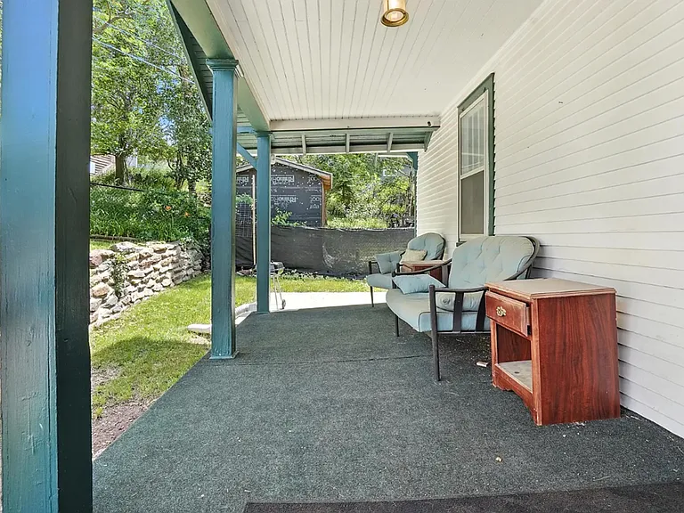 212 May St — Photo 43