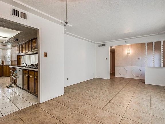 4th image of 10478 N Janway Dr