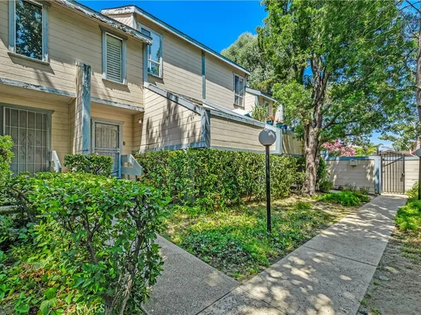 9927 Independence Ave Unit C, Chatsworth, CA 91311