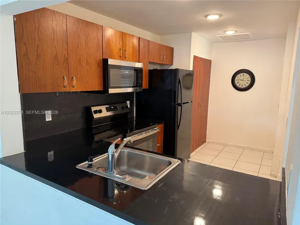 20825 NE 8th Ct APT 203-19, Miami, FL 33179