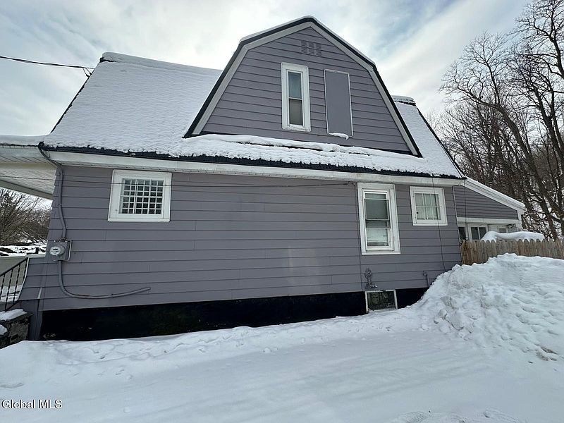 3rd image of 37 Howard Avenue
