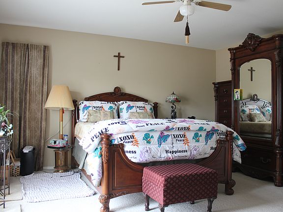 4th image of 15254 Gaviota Ct