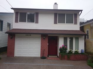 4009 59th Ave SW, Seattle, WA 98116