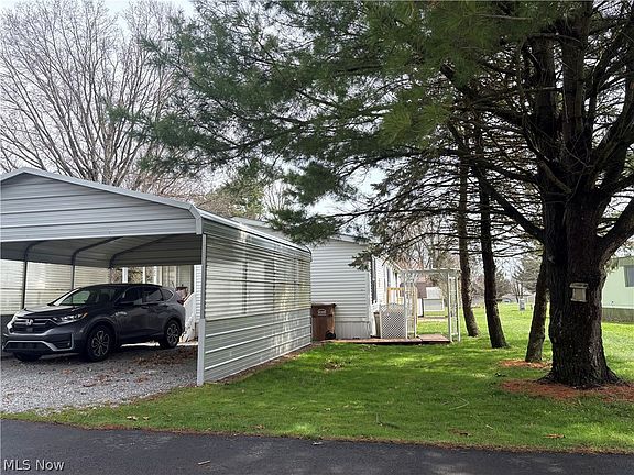 2nd image of 5852 Cleveland Rd #22