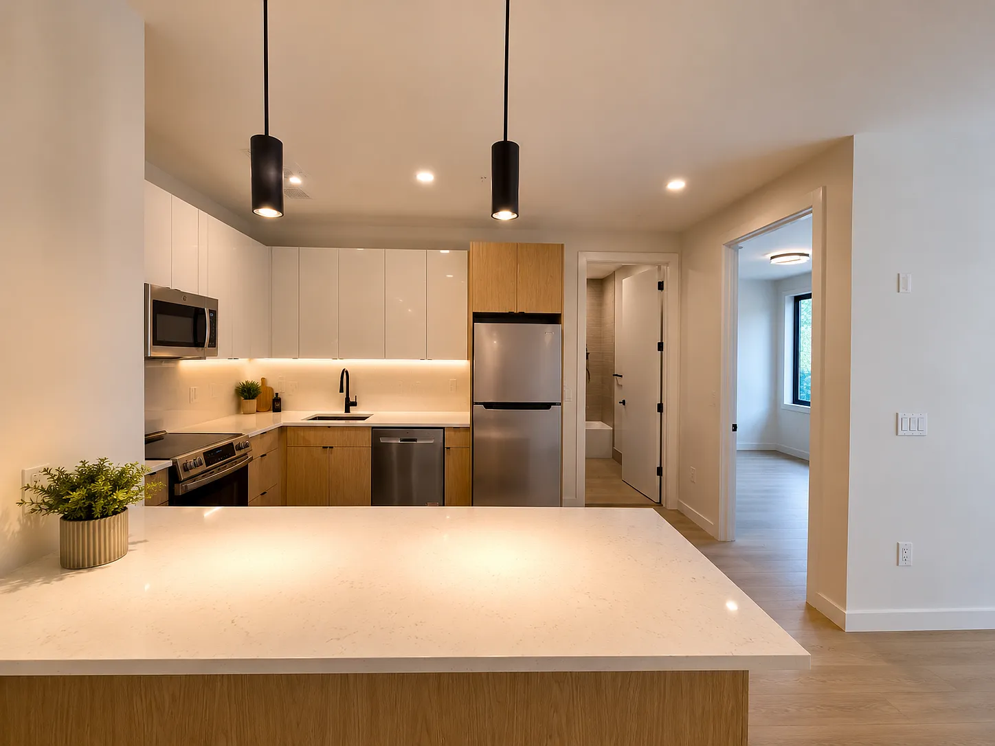 2 bed, 873 sqft, $2,950 — Photo 1