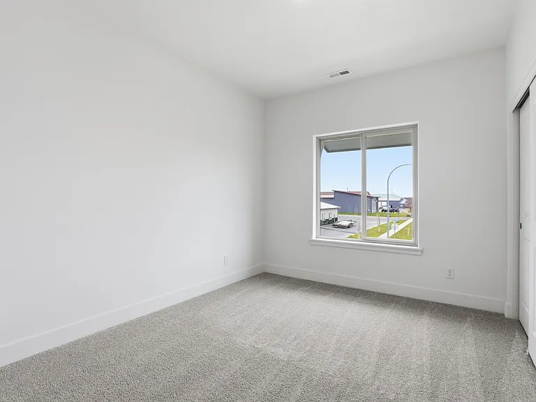 631 N Creative Way — Photo 13