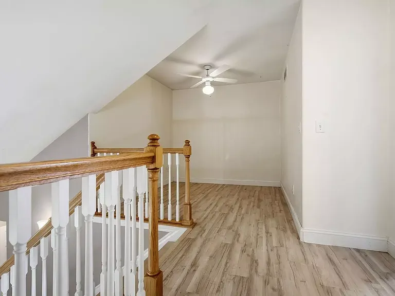 1831 Marina Dr — Photo 26