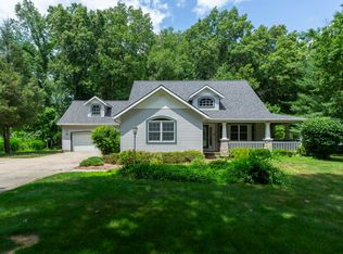 1803 Bell Rd, Niles, MI 49120