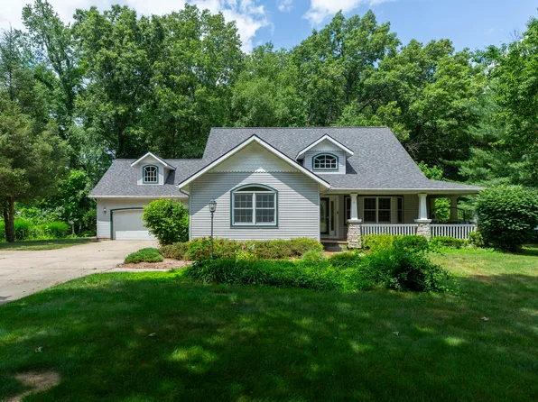 1803 Bell Rd, Niles, MI 49120