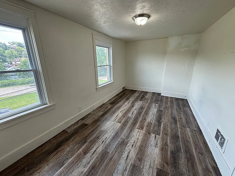 1409 Brookline Blvd — Photo 21