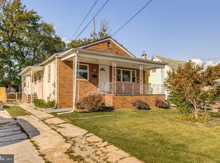 313 E Washington Ave, Magnolia, NJ 08049