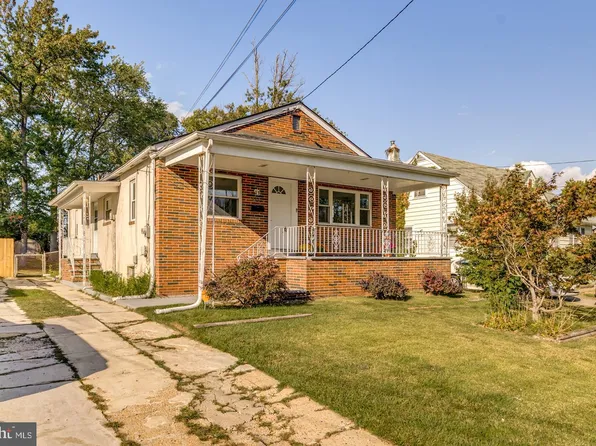 313 E Washington Ave, Magnolia, NJ 08049