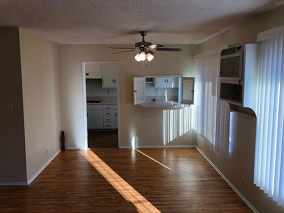 2nd image of 2215 N Beachwood Dr APT 203