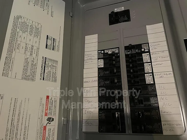 9425 Burdella Ave — Photo 31