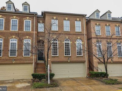 7142 Point Replete Cir, Fort Belvoir, VA, 22060