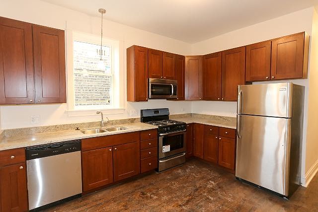 1st image of 3929 N Seeley Ave