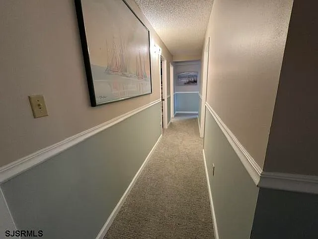 3 bed, 2.5 bath, $2,100 — Photo 2