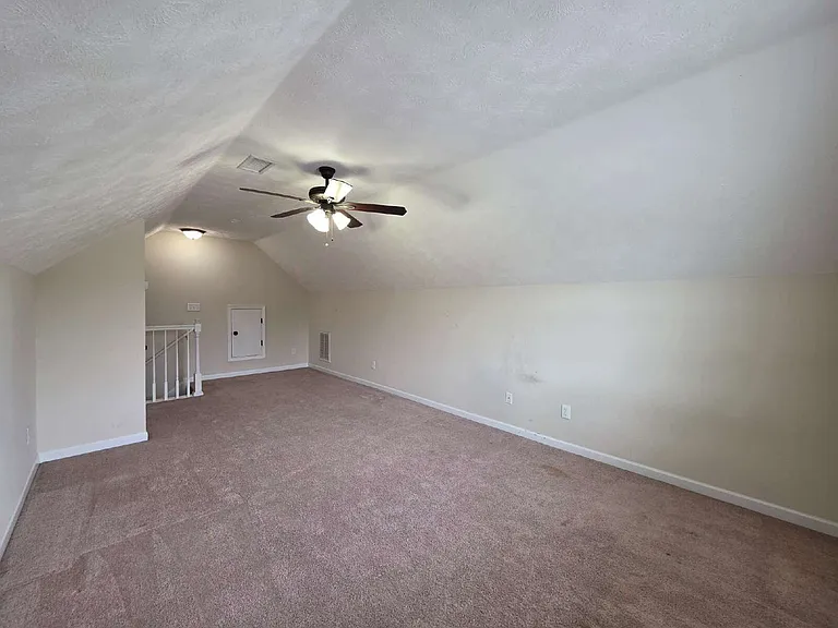 4608 Crystobal Rd — Photo 25