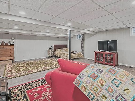 2nd image of 6246 Woodland Rd