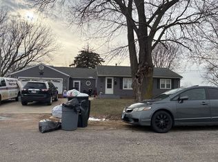 1281 Chestnut St, Eldena, IL 61324