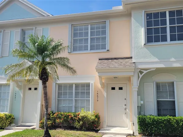 16679 Hemingway Dr, Fort Lauderdale, FL 33326