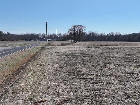 4th image of 00 Cal Jones Road