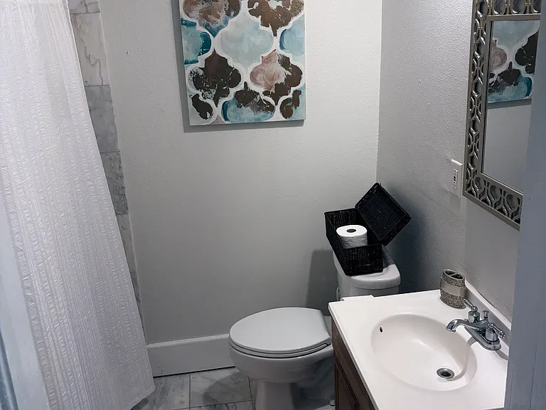 2627 Palmyra St #2627 — Photo 9