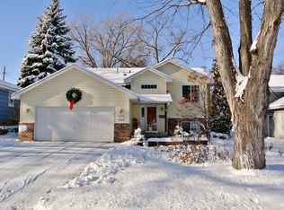 4744 6th St NE, Columbia Heights, MN 55421