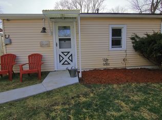 128 E Jefferson St #B, Oconomowoc, WI 53066