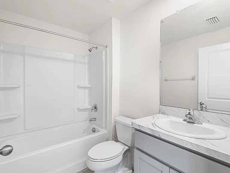 5106 Plumeria Dr — Photo 15
