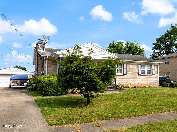 3rd image of 11100 Oliverda Dr