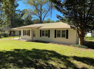3326 Cedar Dr, Valdosta, GA 31601