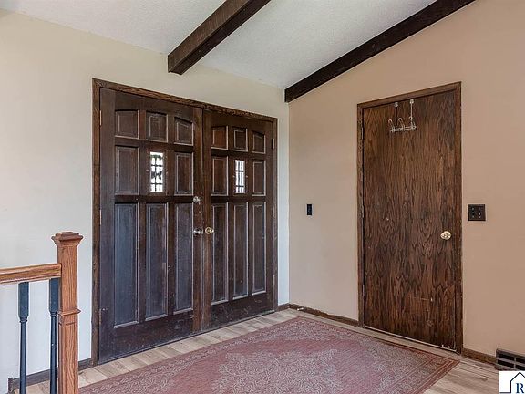 3rd image of 33385 Sibley Heights Ln
