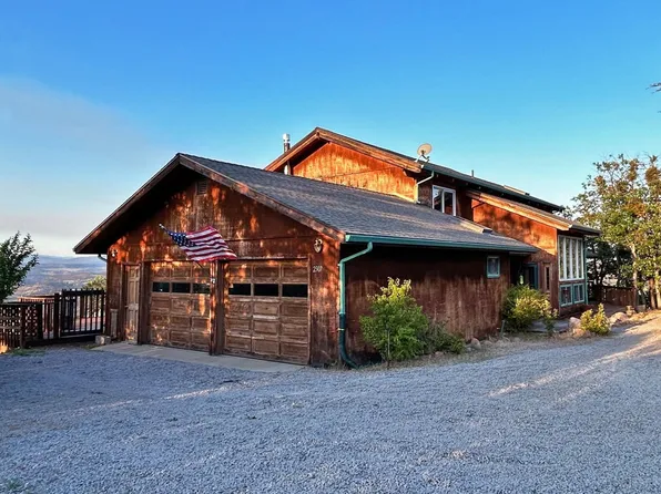 2307 Owens Way, Hornbrook, CA 96044