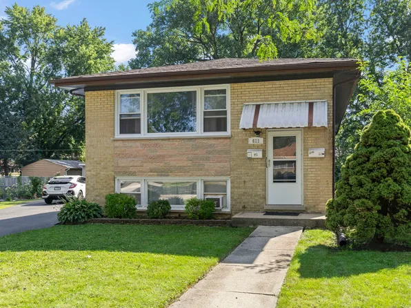 611 N Lullo Dr, Addison, IL 60101