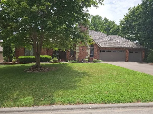 5060 S Greenbriar Ave, Springfield, MO 65804