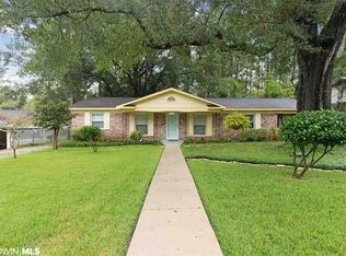 4601 Southmoor Dr, Mobile, AL 36618