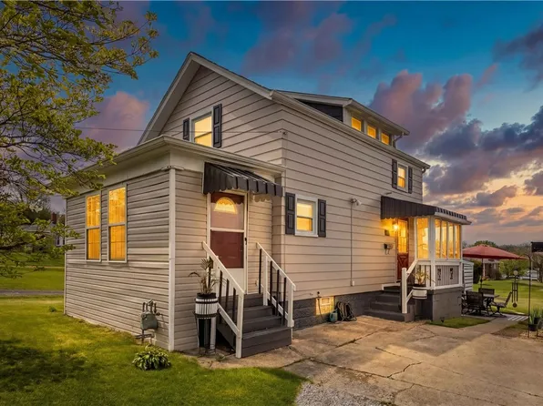 210 1st Ave, Belle Vernon, PA 15012