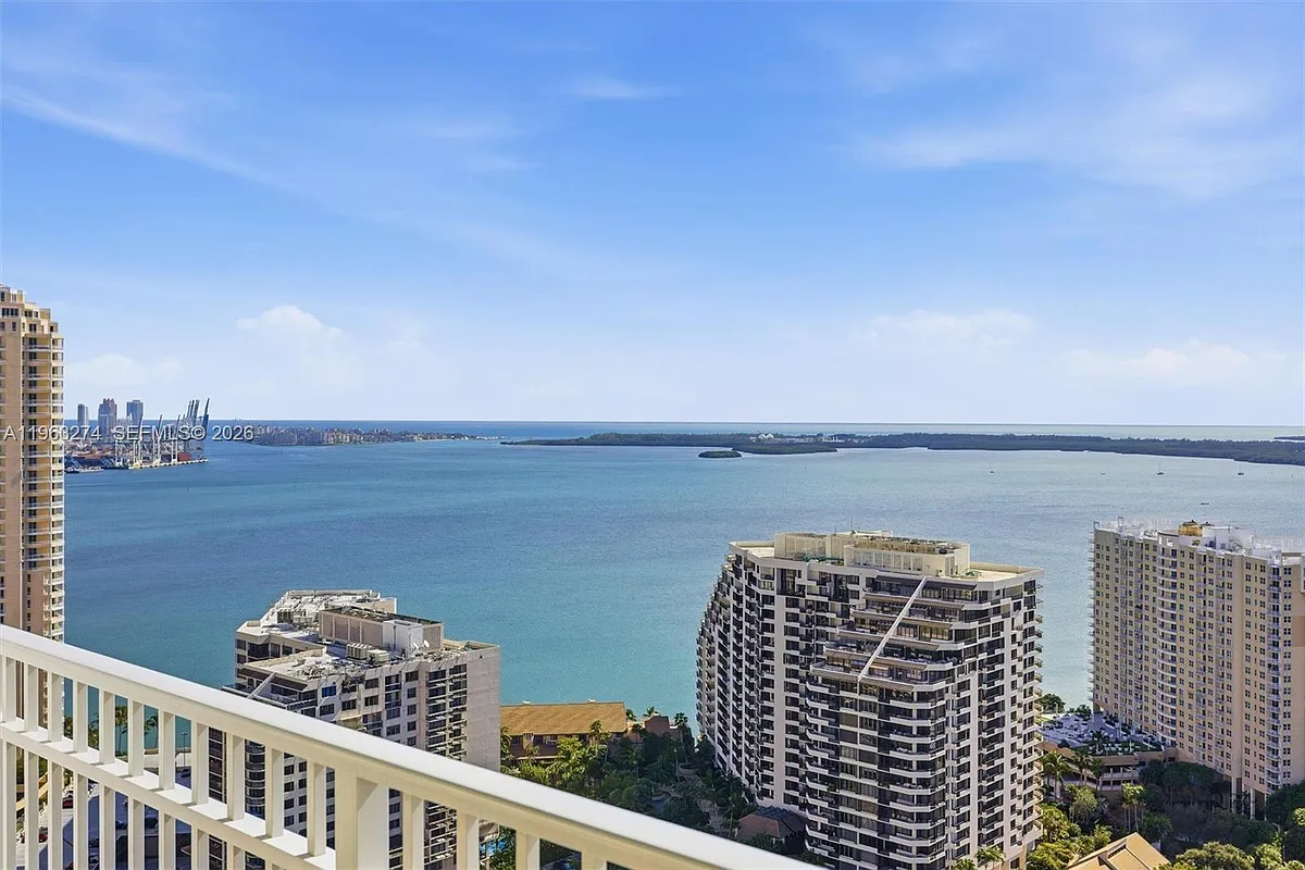 Building Photo - 801 Brickell Key Blvd #3209