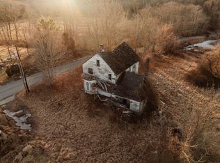 215 Wawecus Hill Rd, Norwich, CT 06360