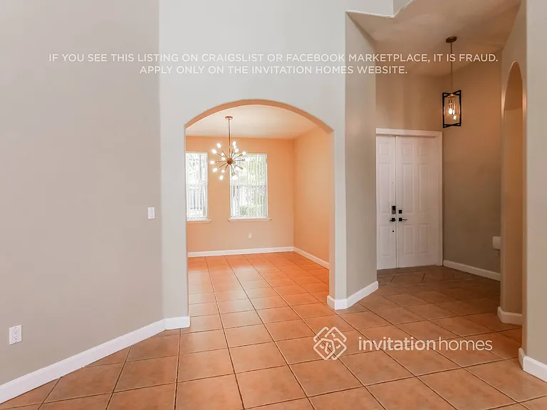 11043 NW 48th Ln — Photo 6