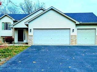 15551 Vale St NW, Andover, MN 55304