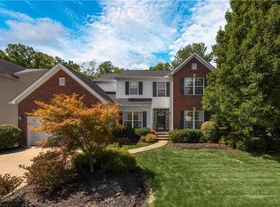 1668 Pine Dr, Avon, OH