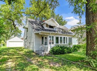 6136 W 87th St, Burbank, IL 60459