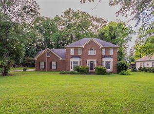 214 Jamestown Ave, Jonesboro, GA 30236