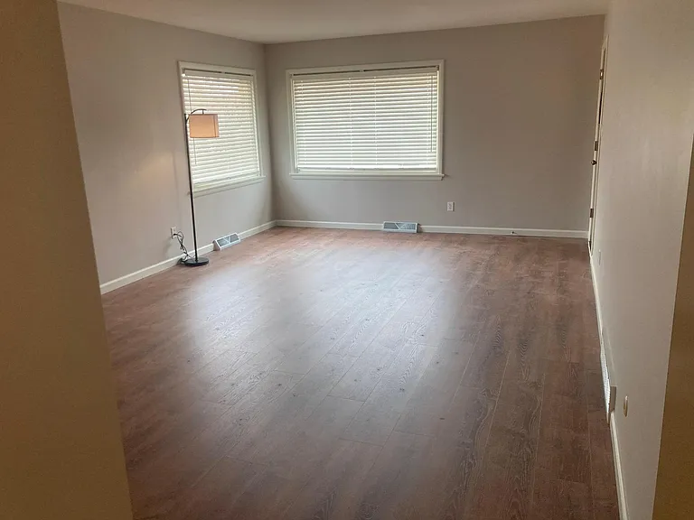 1824 Cheshire Dr — Photo 13