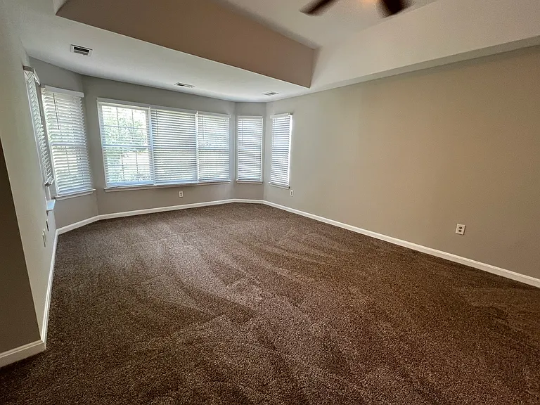 21379 Fultonham Cir — Photo 22