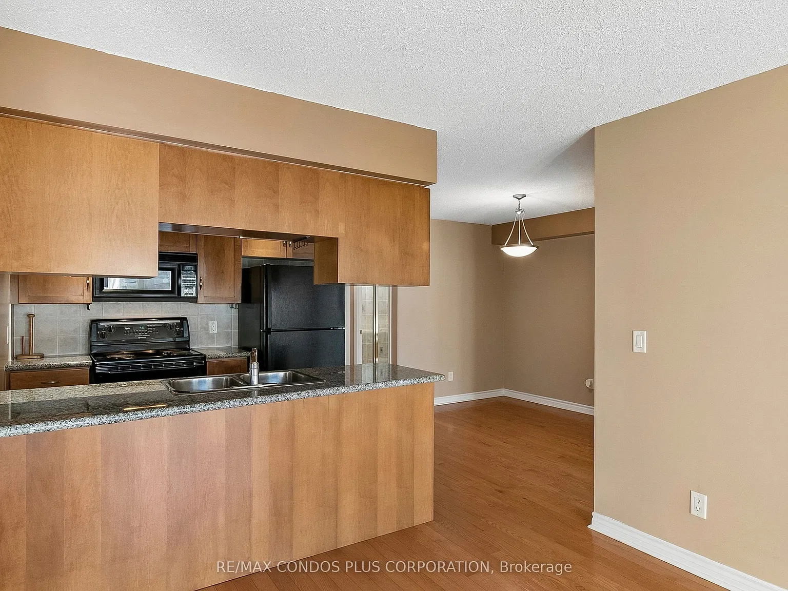 3 bed, $3,600 — Photo 4