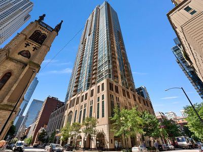 21 E Huron St APT 1803, Chicago, IL, 60611