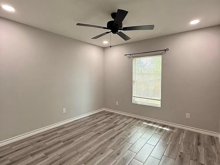 2745 Cottage Dr — Photo 12